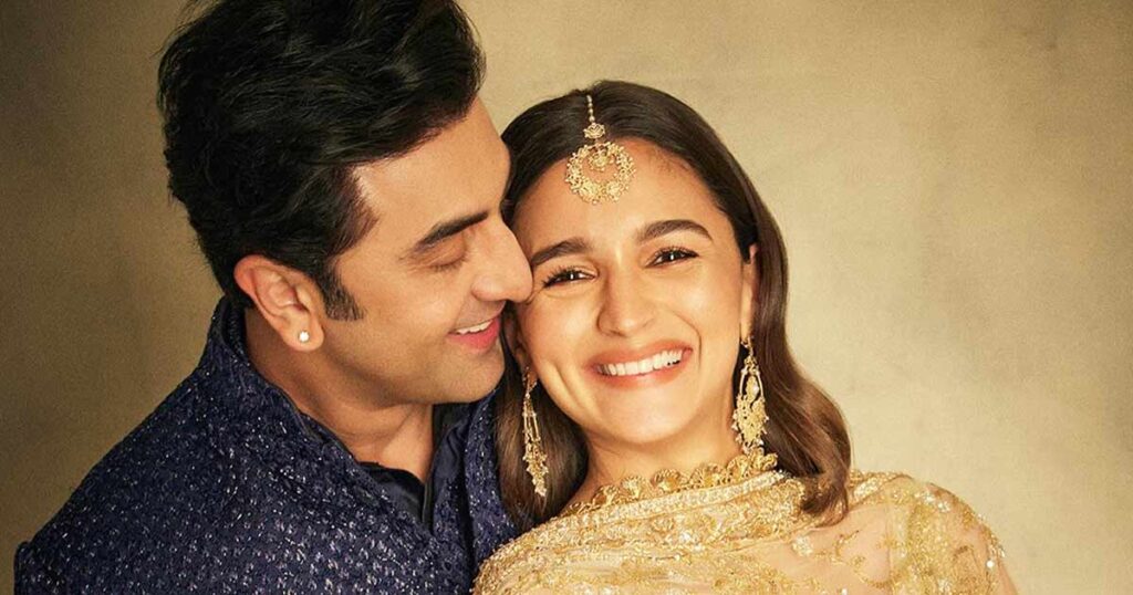 Alia Bhatt Aur Ranbir Kapoor Mein Ladai Chal Rahi Hai Shayad Netizens React To A Viral Video From Ambanis Sangeet Night 01